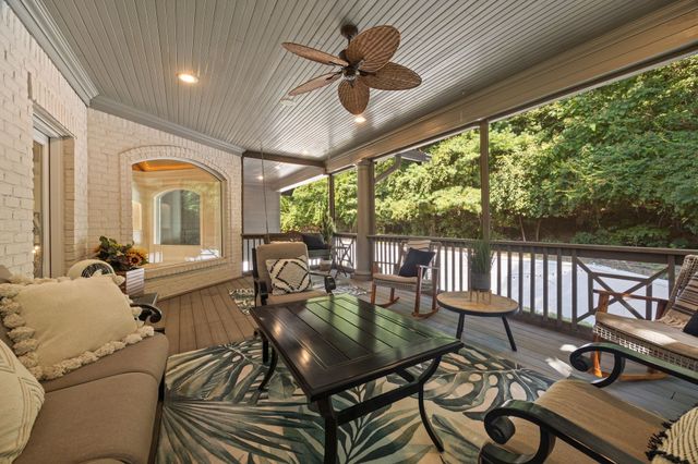 937 Travelers Ct, Nashville, TN 37220