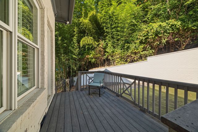 937 Travelers Ct, Nashville, TN 37220