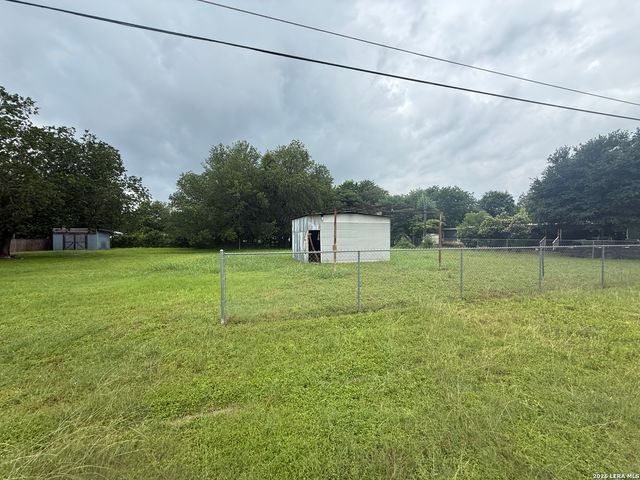 1654 ROADSIDE DR, Canyon Lake, TX 78133