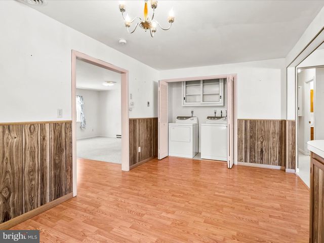 3 W GEORGE ST, Walkersville, MD 21793