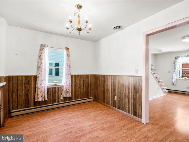 3 W GEORGE ST, Walkersville, MD 21793