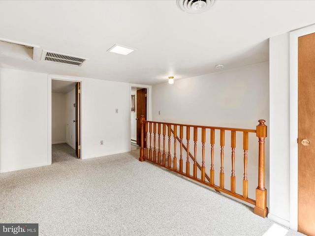 3 W GEORGE ST, Walkersville, MD 21793
