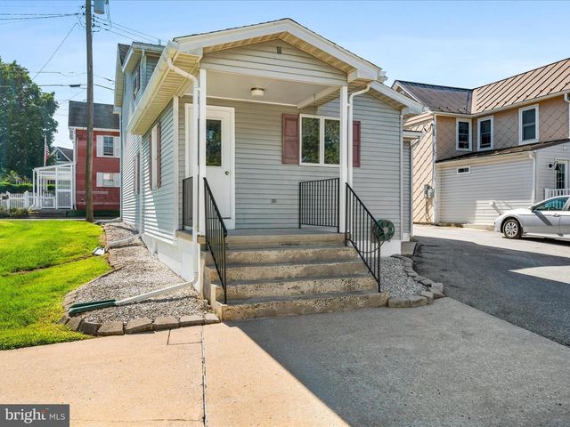 3 W GEORGE ST, Walkersville, MD 21793