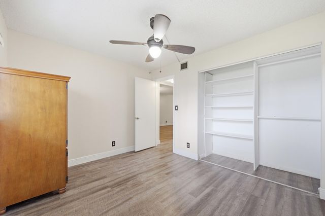 1981 W Woolbright Road E101, Boynton Beach, FL 33426