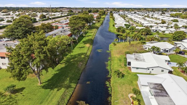 1981 W Woolbright Road E101, Boynton Beach, FL 33426