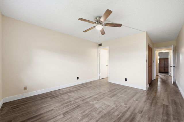 1981 W Woolbright Road E101, Boynton Beach, FL 33426