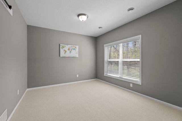 16725 56th Avenue N, Plymouth, MN 55446