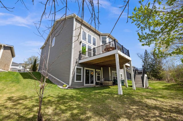 16725 56th Avenue N, Plymouth, MN 55446