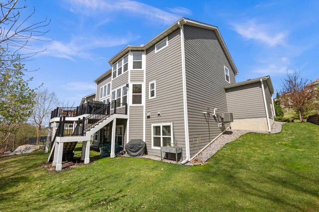 16725 56th Avenue N, Plymouth, MN 55446