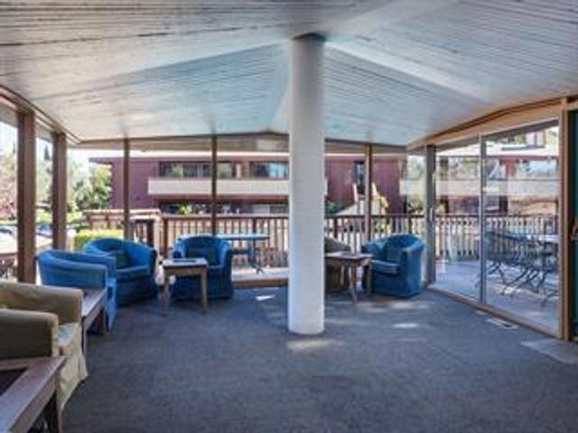 500 W Middlefield Road 18, Mountain View, CA 94043