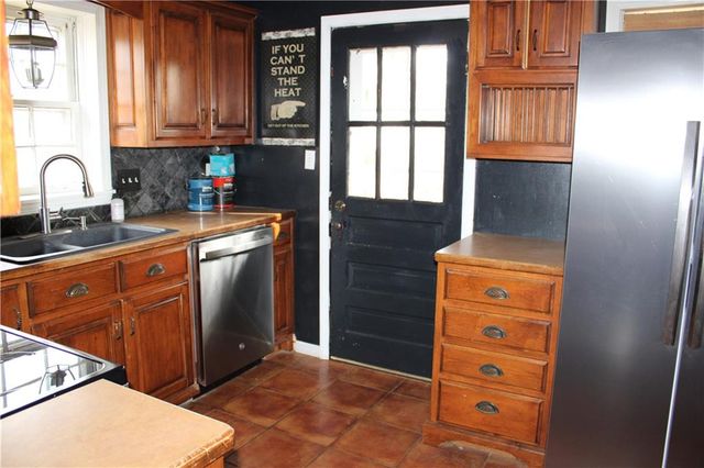 2003 S Elm Street, Pittsburg, KS 66762