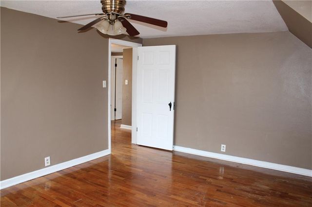 2003 S Elm Street, Pittsburg, KS 66762