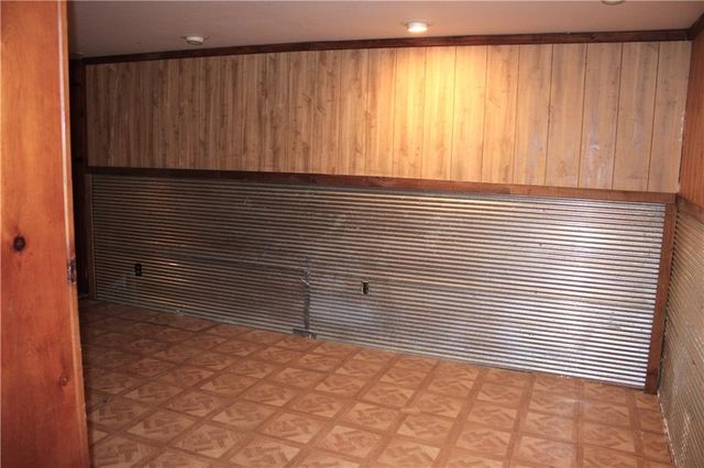 2003 S Elm Street, Pittsburg, KS 66762