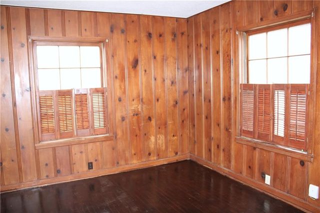 2003 S Elm Street, Pittsburg, KS 66762