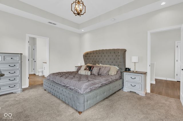 2570 Coneflower Court, Columbus, IN 47201