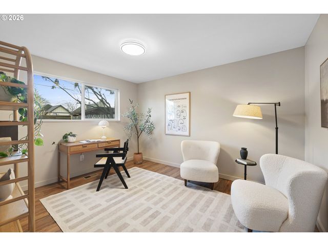 5520 Se REEDWAY St, Portland, OR 97206