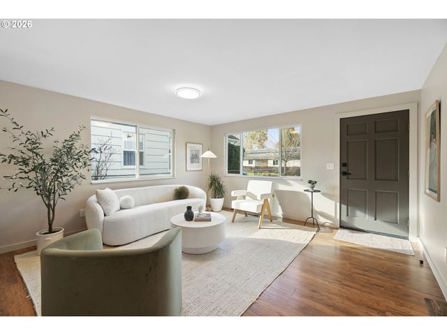 5520 Se REEDWAY St, Portland, OR 97206