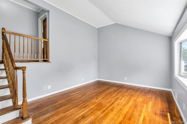 86 W 17th Street, Deer Park, NY 11729