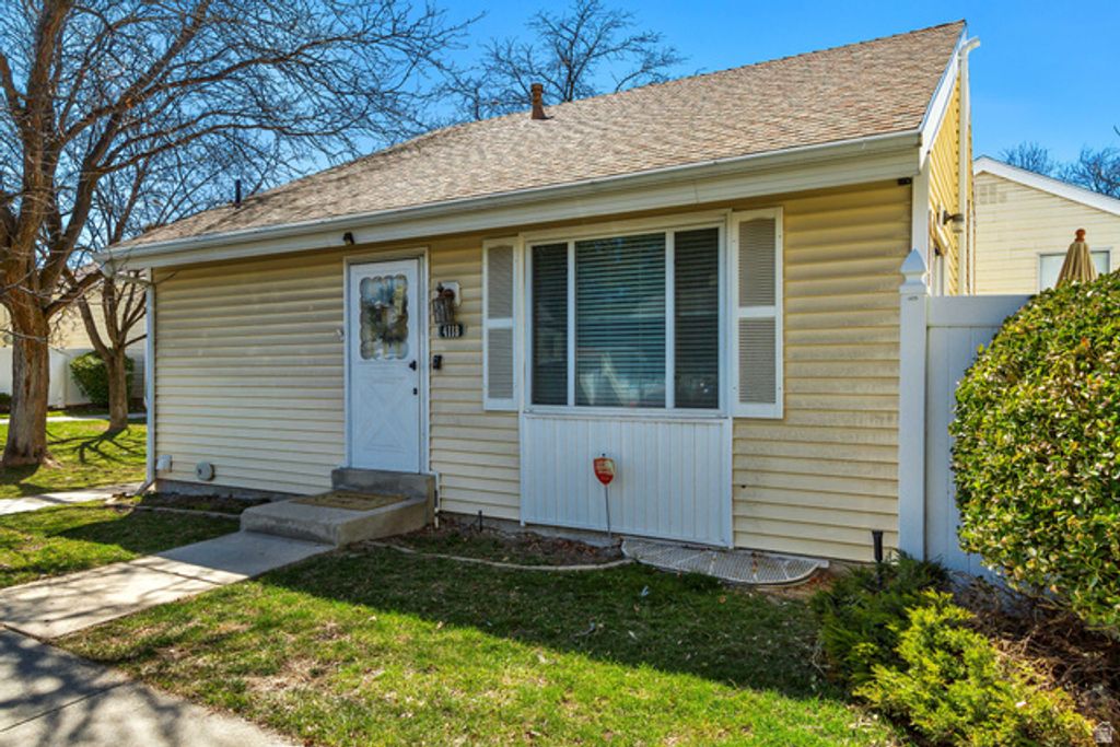 4118 S MIDDLEPARK LN, West Valley City, UT 84119 — exterior