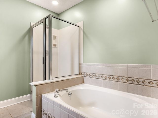 9201 Hanworth Trace Drive, Charlotte, NC 28277