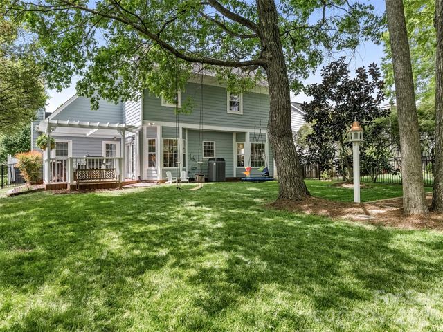 9201 Hanworth Trace Drive, Charlotte, NC 28277