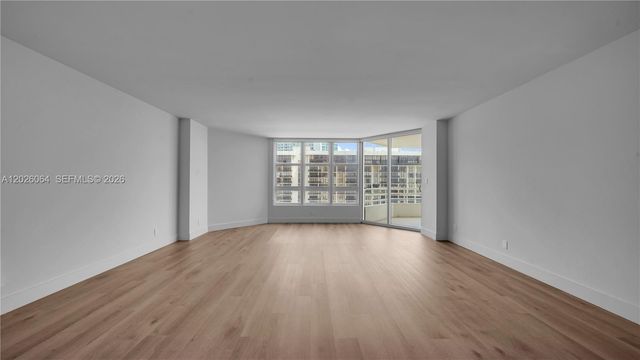 555 NE 34th St 1402, Miami, FL 33137