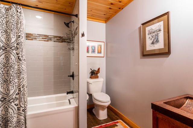 11 Rabbit Ridge Run, Morganton, GA 30560