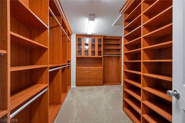 7520 Fontera Court, Las Vegas, NV 89139