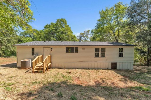 360 Hawk Hill, Clifton, SC 29324