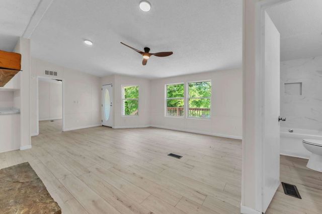 360 Hawk Hill, Clifton, SC 29324