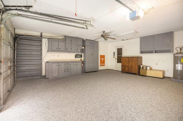 1813 22nd Avenue N, Texas City, TX 77590