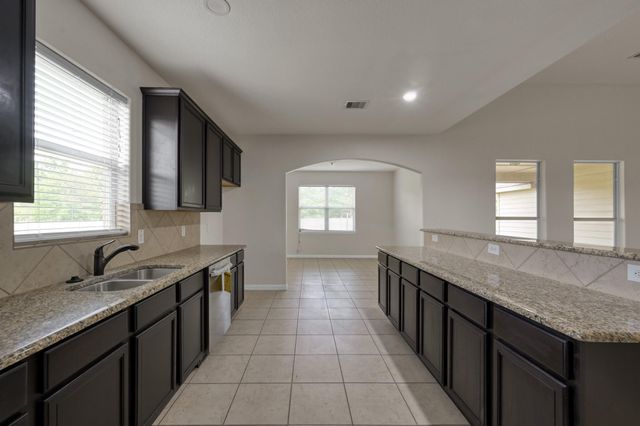 18894 Maverick Ranch Road W, Magnolia, TX 77355