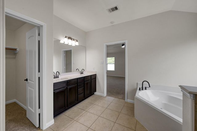 18894 Maverick Ranch Road W, Magnolia, TX 77355