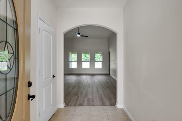 18894 Maverick Ranch Road W, Magnolia, TX 77355