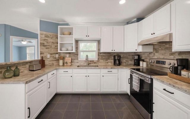 15750 W Relza Drive, Splendora, TX 77372