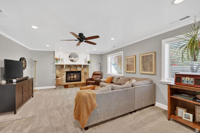 1624 E WOOD GLEN RD, Sandy, UT 84092