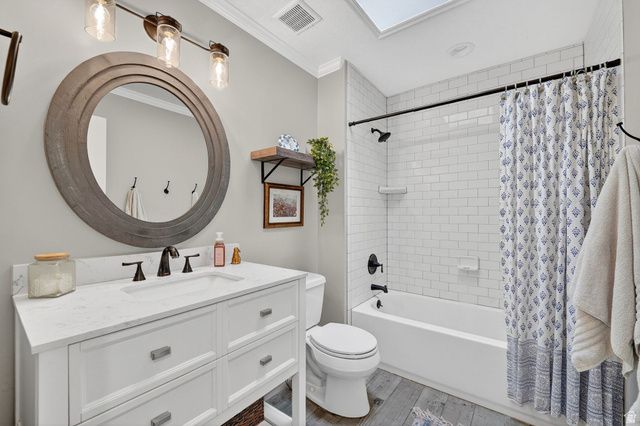 1624 E WOOD GLEN RD, Sandy, UT 84092