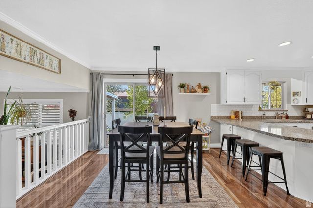 1624 E WOOD GLEN RD, Sandy, UT 84092