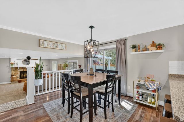 1624 E WOOD GLEN RD, Sandy, UT 84092