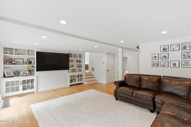 1319 Pennsylvania Avenue, Manasquan, NJ 08736