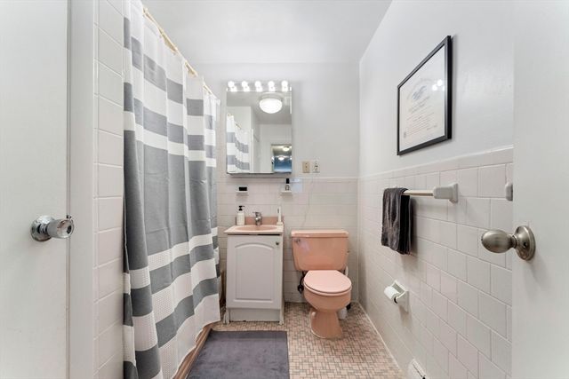 425 S Huntington 6, Boston, MA 02130