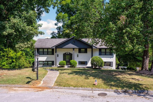 1011 Woodfinch Trail, Chattanooga, TN 37421