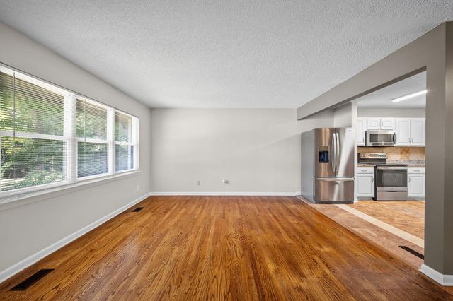 1011 Woodfinch Trail, Chattanooga, TN 37421