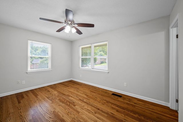 1011 Woodfinch Trail, Chattanooga, TN 37421