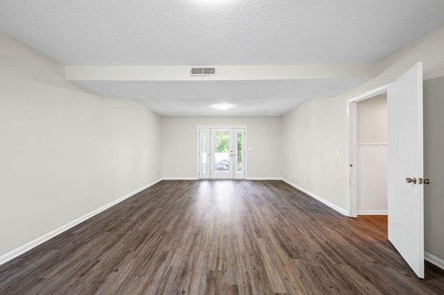 1011 Woodfinch Trail, Chattanooga, TN 37421