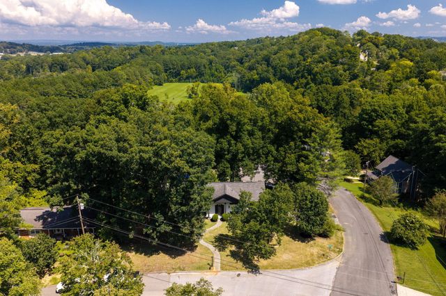 1011 Woodfinch Trail, Chattanooga, TN 37421