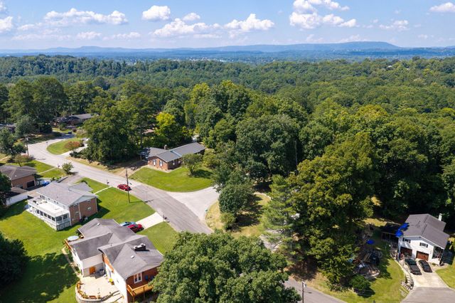 1011 Woodfinch Trail, Chattanooga, TN 37421