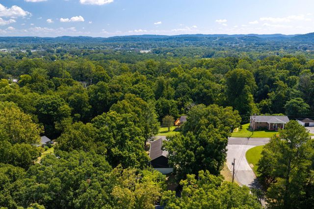 1011 Woodfinch Trail, Chattanooga, TN 37421