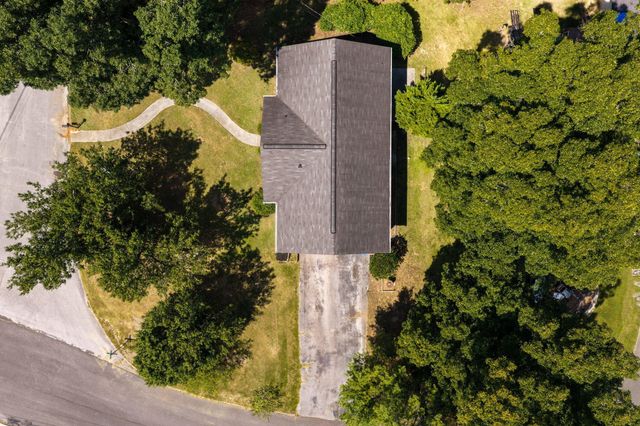 1011 Woodfinch Trail, Chattanooga, TN 37421