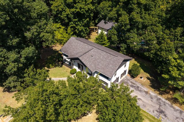 1011 Woodfinch Trail, Chattanooga, TN 37421